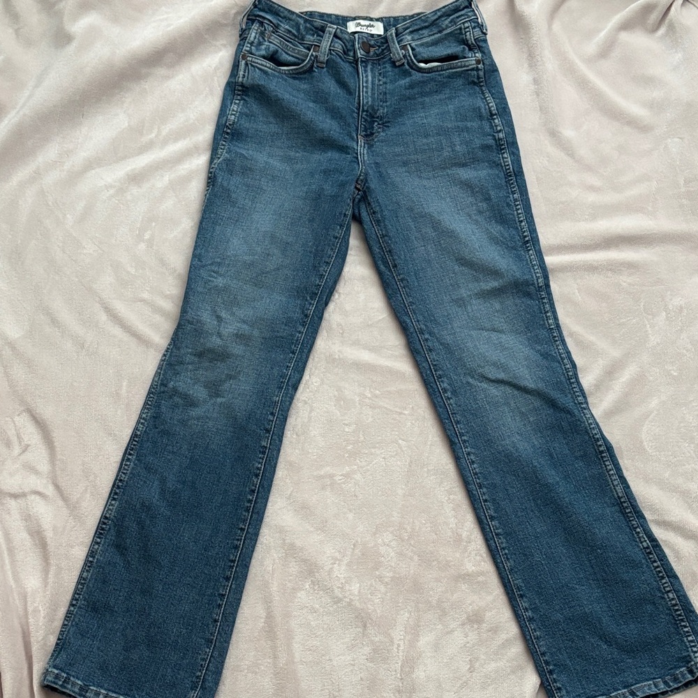Womens Wrangler Jeans 
High Rise